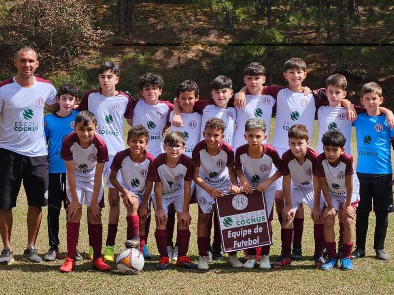 Sub 11 da AAA/Escola Cognus Inicia sua Trajetória na Sayão Cup com Vitória no Grena Nestlé